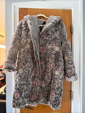 Johnny Was Gray Floral Embroidered Teddy Coat